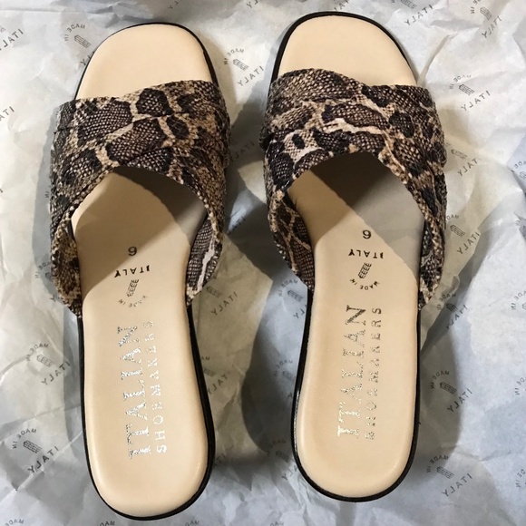 NEW Italian Shoemakers Women's Snakeskin Wedge Sandals Slip On Size 6 Beige - Picture 1 of 8